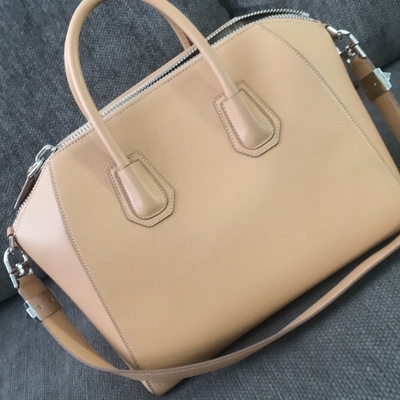 Givenchy Antigona — Medium size - Picture 4 of 4